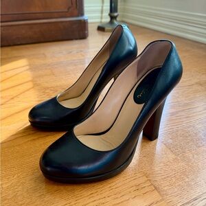 Cole Haan Black Leather 5” Pumps with Round Toe - Size 9 Excellent Condition
